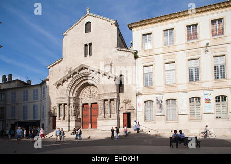 Saint-Trophime Kirche, place De La Republique, Arles, Camargue, Provence, Frankreich Stockfoto