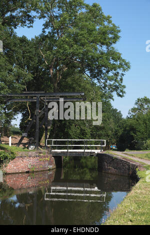 Die Zugbrücke / heben Sie Brücke an Hockley Heath auf der Stratford on Avon Canal Stockfoto