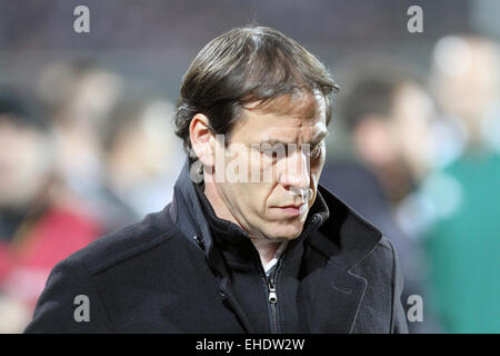 Florenz, Italien. 12. März 2015.  Florenz, Italien. 12. März 2015.  Rudi Garcia Roma Cheftrainer reagiert während der UEFA Europa League Runde der 16 ersten Bein-Fußballspiel zwischen ACF Fiorentina und AS Roma, auf Donnerstag, 12. März 2015 im Stadion Artemio Franchi. © Andrea Spinelli/Alamy Live News Bildnachweis: Andrea Spinelli/Alamy Live-Nachrichten Stockfoto