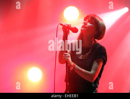 Tag drei der Bestival 2014 bei Robin Hill Country Park, Isle Of Wight mit 7. September 2014: Chvrches wo: Isle Of Wight, Großbritannien wenn: 08 September 2014 Stockfoto