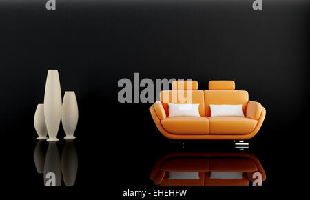 Orange Sofa im dunklen Raum Stockfoto