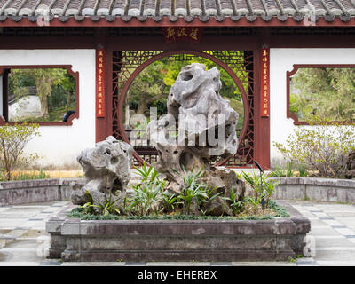 Fukushuen / Fukusyuen / Fukushu Garten, Naha City. Okinawa, Japan. Basierend auf Gärten der Stadt Fuzhou, China. Stockfoto