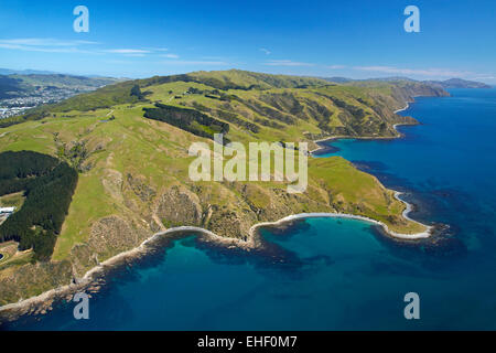 Green Point und Tirau Bucht, in der Nähe von Titahi Bay, Porirua, Region Wellington, Nordinsel, Neuseeland - Antenne Stockfoto