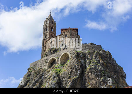 Kirche Saint-Michel d'Aiguilhe, Le Puy-en-Velay, Auvergne, Frankreich Stockfoto