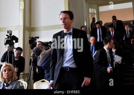 Strbske Pleso, Slowakei. 13. März 2015. Tschechischer stellvertretender Minister für auswärtige Angelegenheiten Petr Drulak abgebildet auf der Pressekonferenz nach dem zweitägigen Treffen mit Kollegen aus Polen, Slowakei, Ungarn und baltischen und skandinavischen Ländern in Strbske Pleso, Slowakei, Freitag, 13. März 2015. © Jan Koller/CTK Foto/Alamy Live-Nachrichten Stockfoto