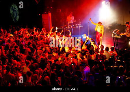 La Roux live 19. August 2009 in Frage. Stockfoto