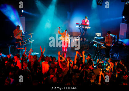 La Roux live 19. August 2009 in Frage. Stockfoto