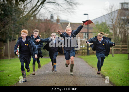 Sidcot Schule in Winscombe, North Somerset, die auf die Quäker Philosophie zur Bildung - Jahr 6 Schülern ausgeführt wird Stockfoto