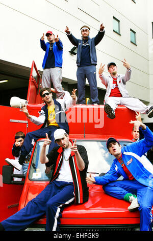 Goldie Lookin Chain vorbereiten Konzert in der Brixton Academy in London. Stockfoto