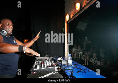 Carl Cox DJing am Himmel in London. Stockfoto