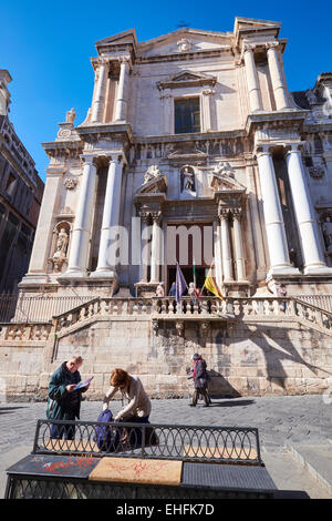 Chiesa San Francesco Borgia neben San Benedetto.  Sakralarchitektur in Catania, Sizilien, Italien. Stockfoto