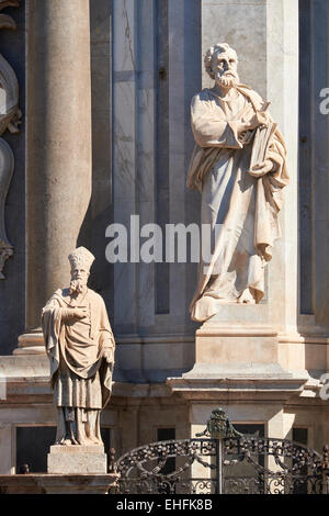 Kathedrale von St. Agatha, Catania, Sizilien. Duomo di Catania. Sakralarchitektur in Catania, Sizilien, Italien. Stockfoto