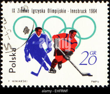 Polen - CIRCA 1964: Eine Briefmarke gedruckt in Polen zeigt Eishockey Stockfoto