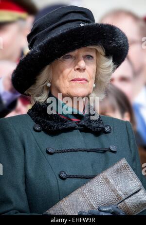 London, UK. 13. März 2015. Camilla, Herzogin von Cornwall, besucht den Gedenkfeier Service um das Ende der Kampfhandlungen in Afghanistan und der Parade am St. Pauls Cathedral in London, Vereinigtes Königreich, 13. März 2015 markieren. Bildnachweis: Dpa picture Alliance/Alamy Live News Stockfoto