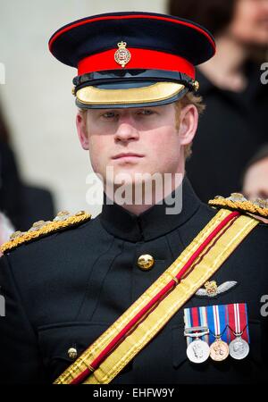 London, UK. 13. März 2015. Prinz Harry besucht den Gedenkfeier Service um das Ende der Kampfhandlungen in Afghanistan und der Parade am St. Pauls Cathedral in London, Vereinigtes Königreich, 13. März 2015 markieren. Bildnachweis: Dpa picture Alliance/Alamy Live News Stockfoto