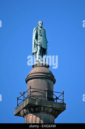 Oben in der Spalte Wellingtons in Lime Street, Liverpool Stockfoto