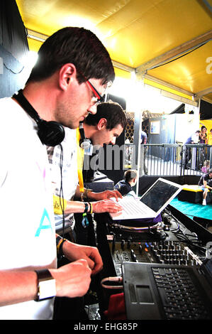 Disco und Barmherzigkeit DJing auf der Isle Of Wight Festival Juni 2009. Stockfoto