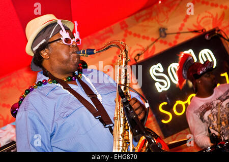 Dirty Dozen Brass Band live beim Rockness Festival in Eve in der Nähe von Inverness in Schottland Juni 2009. Stockfoto