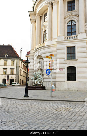 Die "Power am Meer"-Wasser-Brunnen in Wien, Österreich. Stockfoto