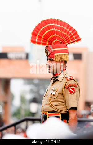 Indisch-pakistanischen Grenze ändern der feierlichen wachen. Stockfoto