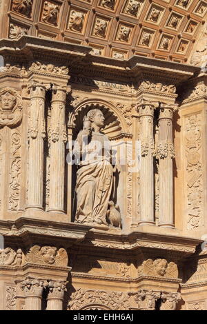 Basreliefs in der Kathedrale von Palma De Mallorca Stockfoto