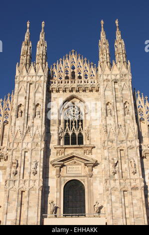 Fassade des Mailänder Dom Stockfoto