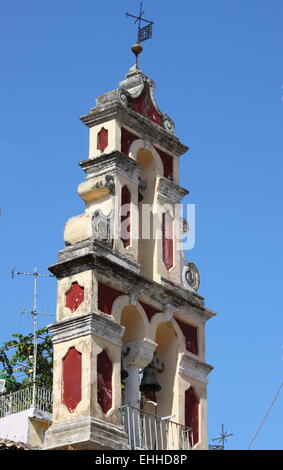 Orthodoxe Glockenturm in Korfu Stockfoto