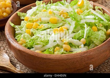 Chinakohl-Tortilla-Auflauf mit Mais und Salsa