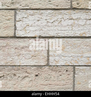 Alte Mauer aus Kalkstein-Blöcke Stockfoto