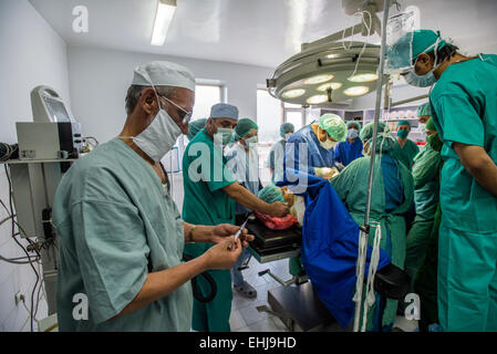 Gynäkologische Chirurgie im zentralen Krankenhaus von afghanischen Rothalbmond-Gesellschaft, Kabul, Afghanistan Stockfoto