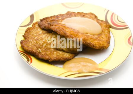 Apfel-Brei und gebratenen Kartoffeln Stockfoto