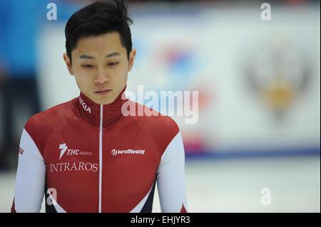 Moskau, Russland. 14. März 2015. Victor, An Russland reagiert vor die Männer 1500m-Finale bei der ISU Short Track Eisschnelllauf Weltmeisterschaft 2015 in Moskau, die Hauptstadt von Russland, 14. März 2015. Sotschi-Olympiasiegerin beendete das Spiel der 5. in einer Zeit von 2 Minuten und 18,254 Sekunden. Bildnachweis: Dai Tianfang/Xinhua/Alamy Live-Nachrichten Stockfoto