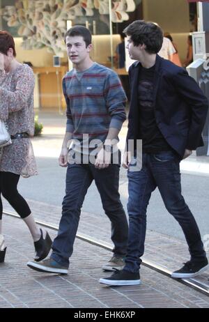 Dylan Minnette Einkauf bei The Grove mit Hollywood: Dylan Minnette Where: Los Angeles, California, Vereinigte Staaten von Amerika als: 09 Sep 2014 Stockfoto