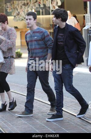 Dylan Minnette Einkauf bei The Grove mit Hollywood: Dylan Minnette Where: Los Angeles, California, Vereinigte Staaten von Amerika als: 09 Sep 2014 Stockfoto