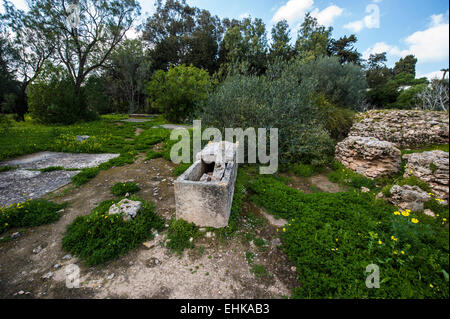 Punische Nekropole im Inneren der Antonine-Bad-Komplex an Karthago, Tunesien. Stockfoto