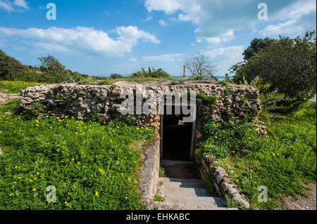 Punische Nekropole im Inneren der Antonine-Bad-Komplex an Karthago, Tunesien. Stockfoto
