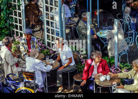 Cafe in den Tivoli-Gärten. Kopenhagen. Dänemark. Scandinavia Stockfoto