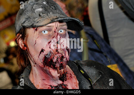 Zombie. Zombies. Cosplay Fans besuchte er die London Super Comic Convention im Excel Centre in London. Stockfoto