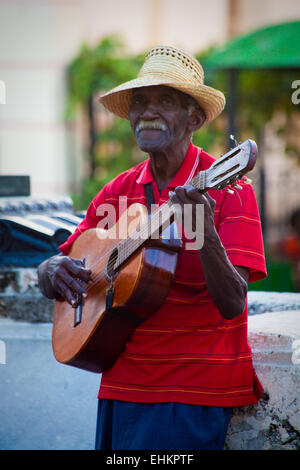 Straßenmusiker, Paseo del Prado, Havanna, Kuba Stockfoto