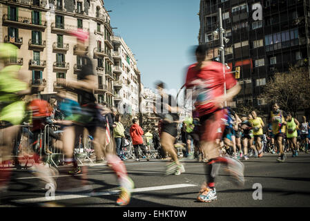 Barcelona, Katalonien, Spanien. 15. März 2015. Läufer teilnehmen in die 37. Auflage des Zürich Marathon Barcelona Credit: Matthias Oesterle/ZUMA Wire/ZUMAPRESS.com/Alamy Live News Stockfoto