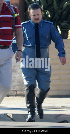 Schauspieler Haley Joel Osment Dreharbeiten eine Nazi-Rallye-Szene für den neuen Film "Yoga Hosers" Downtown Los Angeles mit: Haley Osment, Haley Joel Osment Where: Los Angeles, California, Vereinigte Staaten von Amerika als: 10 Sep 2014 Stockfoto