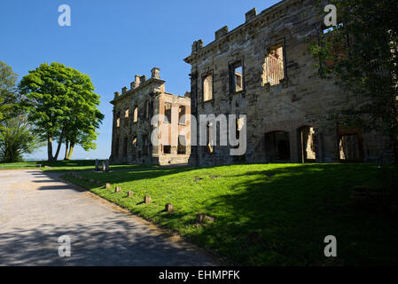 Sutton Hall einen verfallenen Herrenhaus in der Nähe von Chesterfield Derbyshire England Stockfoto
