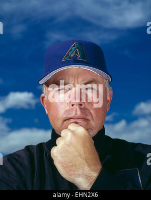 Phoenix, AZ - 28. März: Baseball Trainer buck Showalter in Phoenix, Arizona am 28. März 1998. Stockfoto