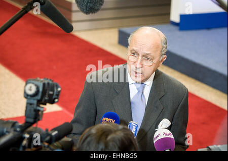 Brüssel, Bxl, Belgien. 16. März 2015. Der französische Außenminister Laurent Fabius beim Europäischen Rat am Hauptsitz in Brüssel, Belgien auf 16.03.2015 von Wiktor Dabkowski Credit: Wiktor Dabkowski/ZUMA Draht/Alamy Live News Stockfoto