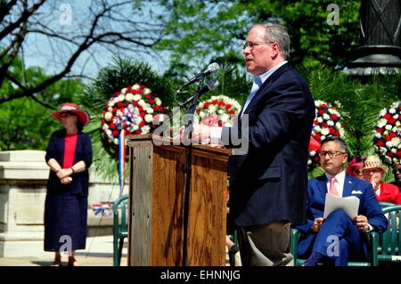 New York City: NYC Comptroller Scott Stringer anlässlich der 2014 Volkstrauertag Zeremonien im Riverside Park Stockfoto