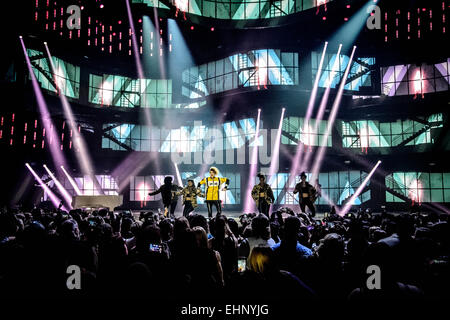 Hamilton, Ontario, Kanada. 15. März 2015. KIESZA führt auf 2015 JUNO Awards im FirstOntario Centre am 15. März 2015 in Hamilton, Kanada © Igor Vidyashev/ZUMA Draht/Alamy Live News Stockfoto