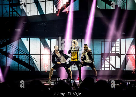 Hamilton, Ontario, Kanada. 15. März 2015. KIESZA führt auf 2015 JUNO Awards im FirstOntario Centre am 15. März 2015 in Hamilton, Kanada © Igor Vidyashev/ZUMA Draht/Alamy Live News Stockfoto