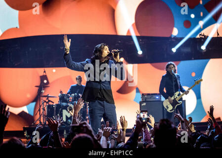 Hamilton, Ontario, Kanada. 15. März 2015. "Magie!" führt auf die 2015 JUNO Awards im FirstOntario Centre am 15. März 2015 in Hamilton, Kanada. © Igor Vidyashev/ZUMA Draht/Alamy Live-Nachrichten Stockfoto