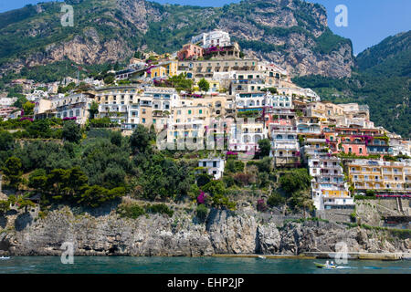 Die hübsche Klippe Häuser von Positano, Amalfiküste, Kampanien, Italien Stockfoto