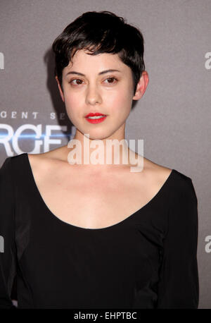 New York, New York, USA. 16. März 2015. Schauspielerin ROSA SALAZAR besucht die New Yorker Premiere von "The Divergent Series: Insurgent" im Ziegfeld Theatre statt. Bildnachweis: Nancy Kaszerman/ZUMAPRESS.com/Alamy Live-Nachrichten Stockfoto